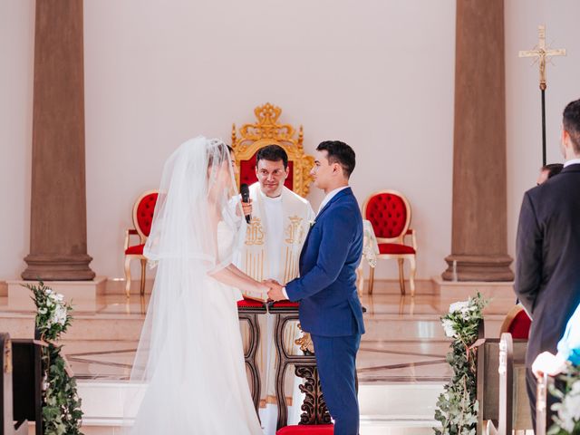 O casamento de Ricardo e Clarissa em Campina Grande do Sul, Paraná 37