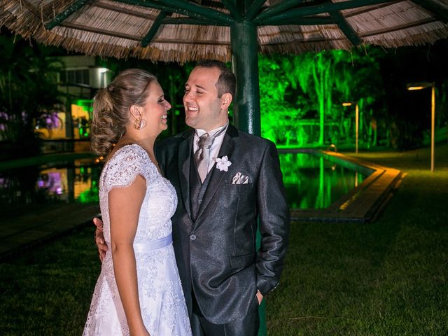 O casamento de Afonso e Fernanda em Porto Alegre, Rio Grande do Sul 55