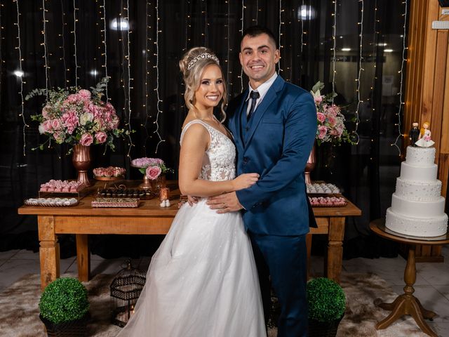 O casamento de Victor e Letícia em São José, Santa Catarina 2