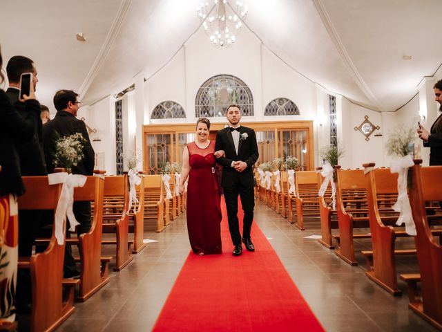 O casamento de Gabriel e Paola em Porto Alegre, Rio Grande do Sul 12