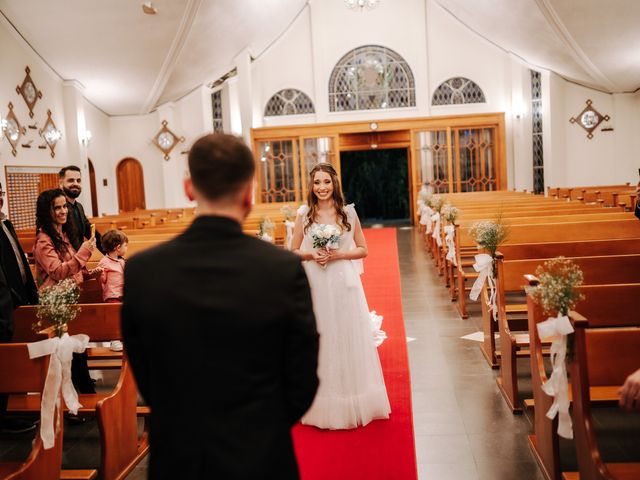 O casamento de Gabriel e Paola em Porto Alegre, Rio Grande do Sul 21