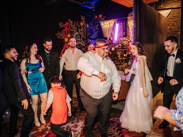 O casamento de Gabriel e Paola em Porto Alegre, Rio Grande do Sul 43