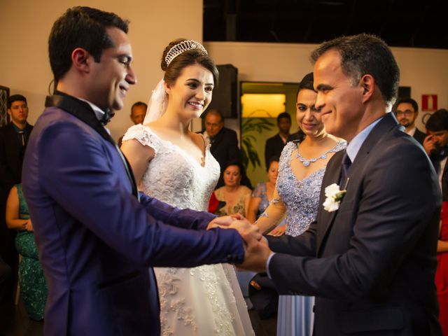 O casamento de Willian e Rafaela em Uberaba, Minas Gerais 23