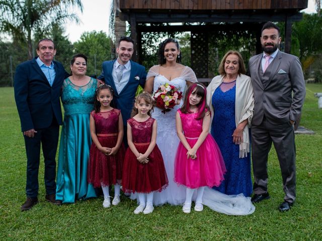 O casamento de Marcio e Júlia em São José dos Pinhais, Paraná 24