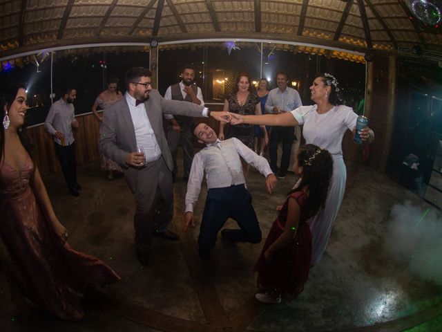 O casamento de Marcio e Júlia em São José dos Pinhais, Paraná 32