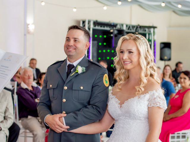 O casamento de Guilherme e Monique em Almirante Tamandaré, Paraná 23