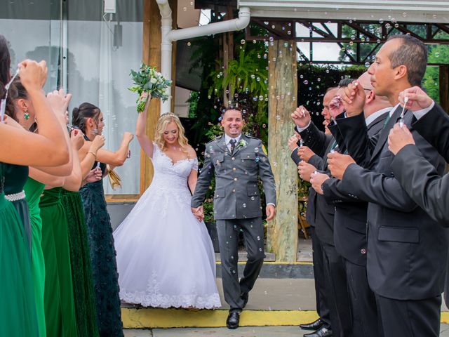 O casamento de Guilherme e Monique em Almirante Tamandaré, Paraná 28