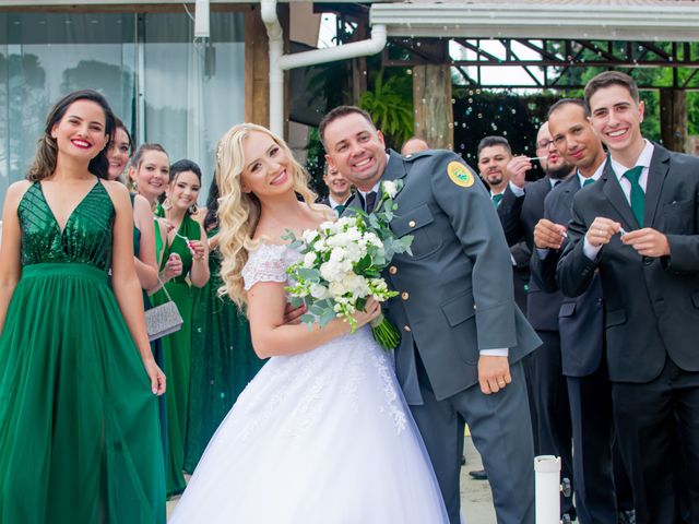 O casamento de Guilherme e Monique em Almirante Tamandaré, Paraná 29