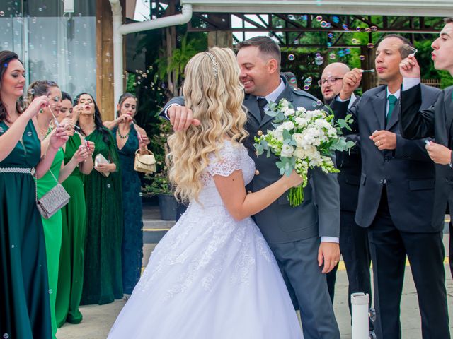 O casamento de Guilherme e Monique em Almirante Tamandaré, Paraná 31