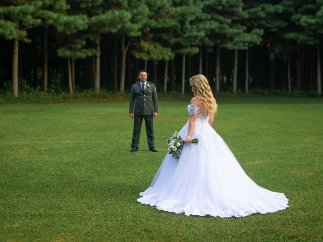 O casamento de Guilherme e Monique em Almirante Tamandaré, Paraná 38