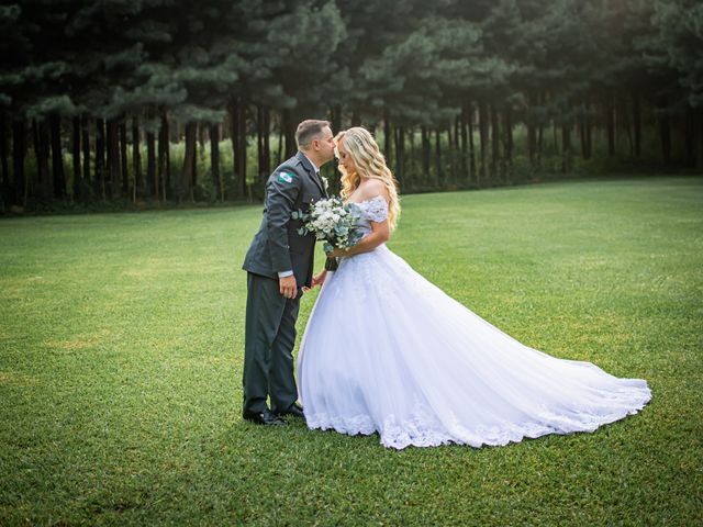 O casamento de Guilherme e Monique em Almirante Tamandaré, Paraná 40