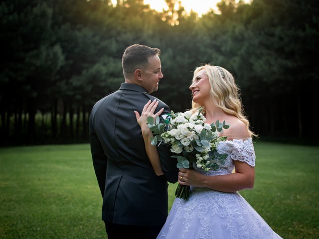 O casamento de Guilherme e Monique em Almirante Tamandaré, Paraná 2