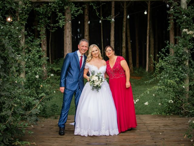 O casamento de Guilherme e Monique em Almirante Tamandaré, Paraná 72