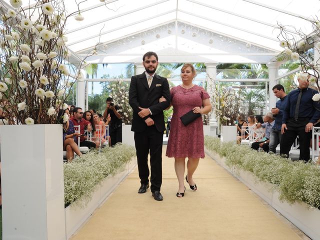 O casamento de Carlos e Camila em Itapecerica da Serra, São Paulo 9