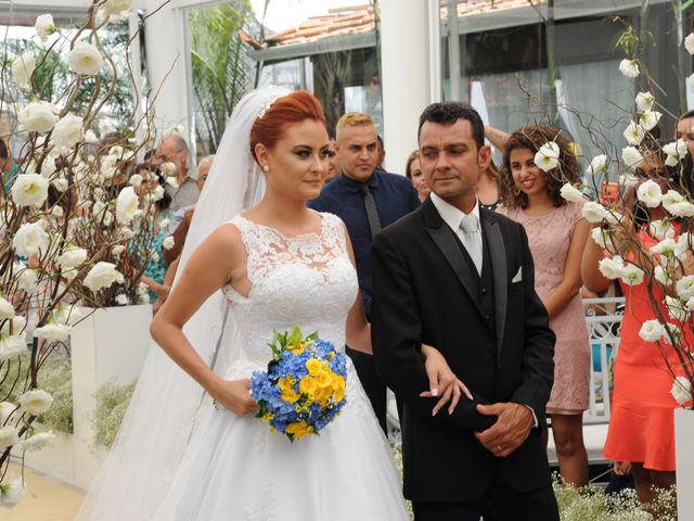 O casamento de Carlos e Camila em Itapecerica da Serra, São Paulo 14