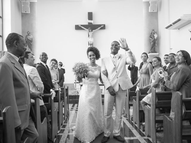 O casamento de Carlos e Izabel em Vila Velha, Espírito Santo 33