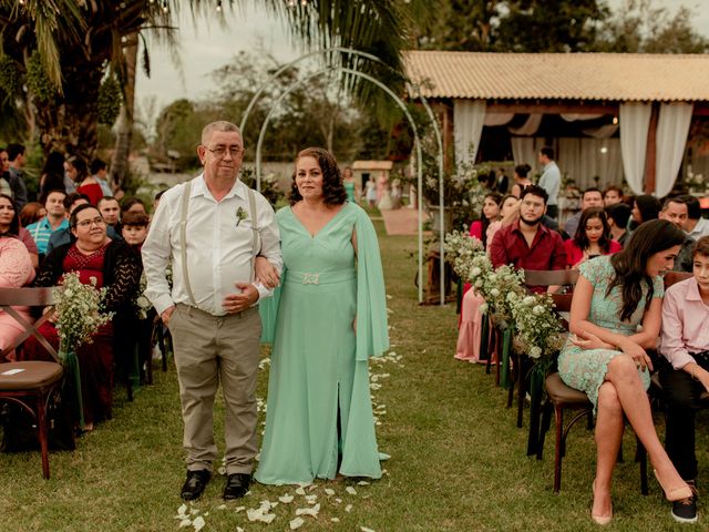 O casamento de Victor e Flávia em Coxim, Mato Grosso do Sul 25