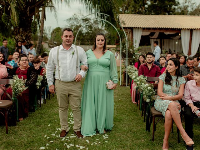 O casamento de Victor e Flávia em Coxim, Mato Grosso do Sul 33