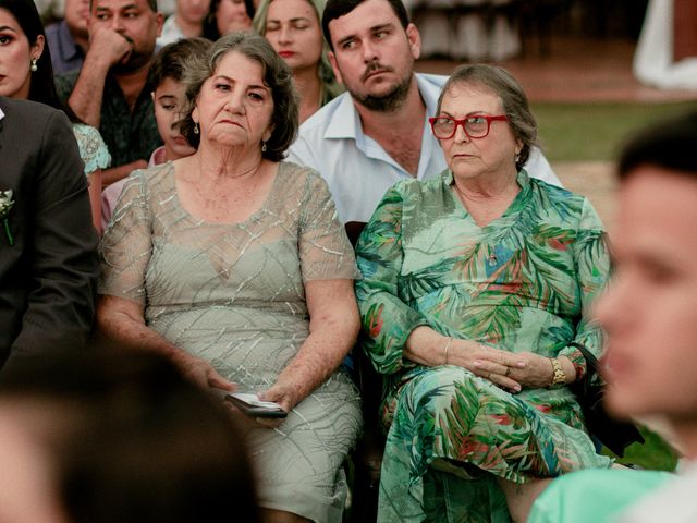 O casamento de Victor e Flávia em Coxim, Mato Grosso do Sul 36