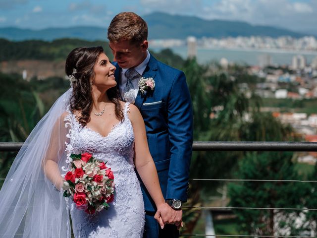 O casamento de André e Carolina em Itapema, Santa Catarina 63