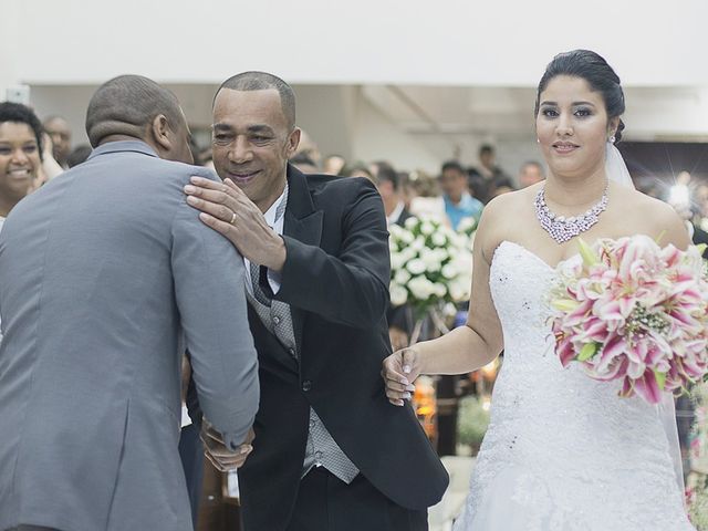 O casamento de Edson e Thamires em São Paulo 16