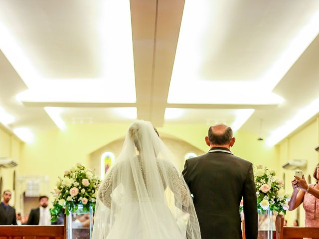O casamento de Vitor e Celyany em Belém, Pará 23