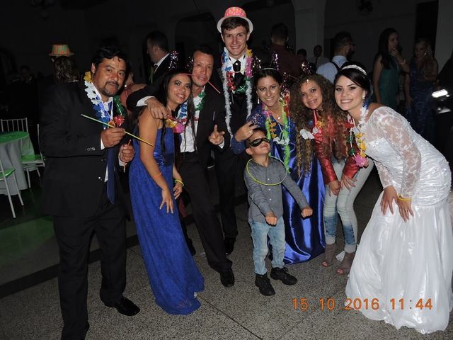 O casamento de Adriano Vicentini  e Thaiany  Barbosa  em São José dos Pinhais, Paraná 2