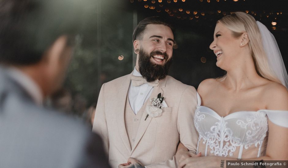 O casamento de Rafael e Pamela em Itapema, Santa Catarina