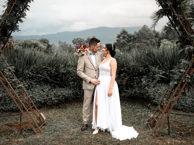 O casamento de Cristian e Fernanda em Sapiranga, Rio Grande do Sul 27