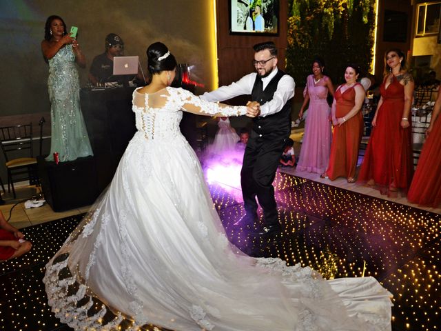 O casamento de Jhonatan e Renata em Carapicuíba, São Paulo Estado 55