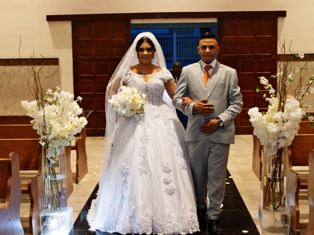 O casamento de Jhonatan e Renata em Carapicuíba, São Paulo Estado 75