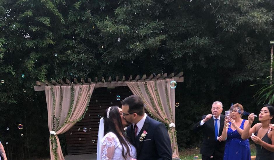 O casamento de Renan  e Beatriz  em Curitiba, Paraná