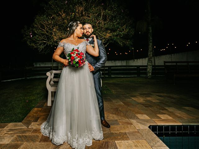 O casamento de Alexandre e Silmare em Embu, São Paulo 9