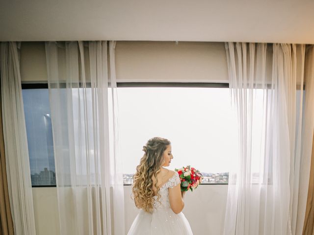 O casamento de Alexandre e Silmare em Embu, São Paulo 24