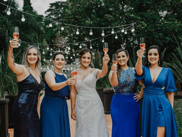 O casamento de Gustavo e Claudia em Porto Alegre, Rio Grande do Sul 16
