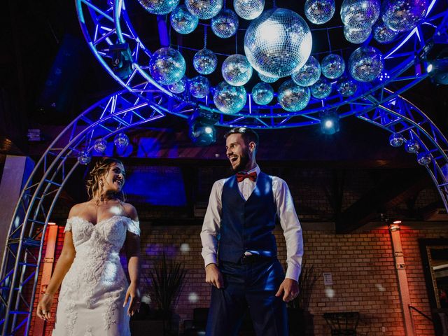 O casamento de Gustavo e Claudia em Porto Alegre, Rio Grande do Sul 44