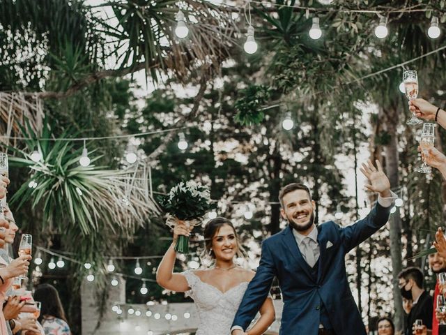 O casamento de Gustavo e Claudia em Porto Alegre, Rio Grande do Sul 46