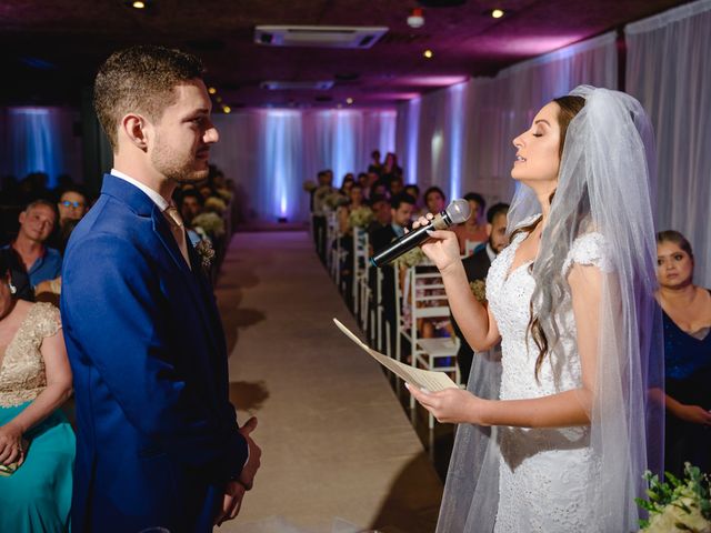 O casamento de Gustavo e Loriane em Itapema, Santa Catarina 24