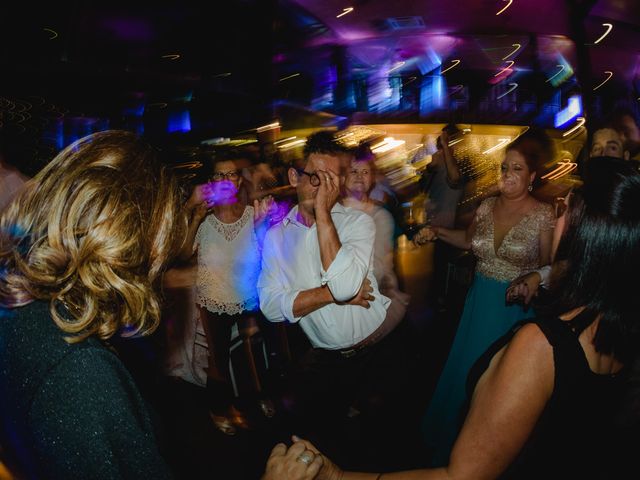 O casamento de Gustavo e Loriane em Itapema, Santa Catarina 40