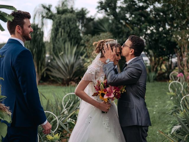 O casamento de Alvaro e Ana Gabriela em Vilhena, Rondônia 52