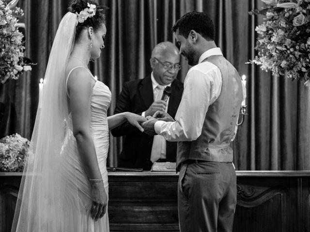 O casamento de Henrique e Karine em Niterói, Rio de Janeiro 3