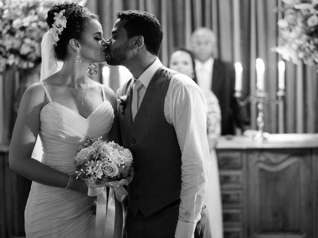 O casamento de Henrique e Karine em Niterói, Rio de Janeiro 13