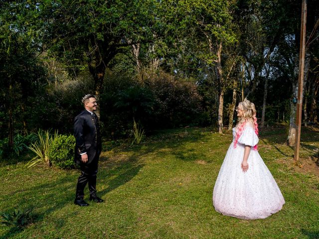 O casamento de Yuri e Carol em Piraquara, Paraná 37