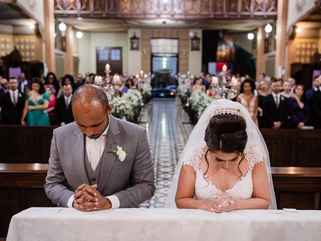 O casamento de Douglas e Karla em Curitiba, Paraná 35