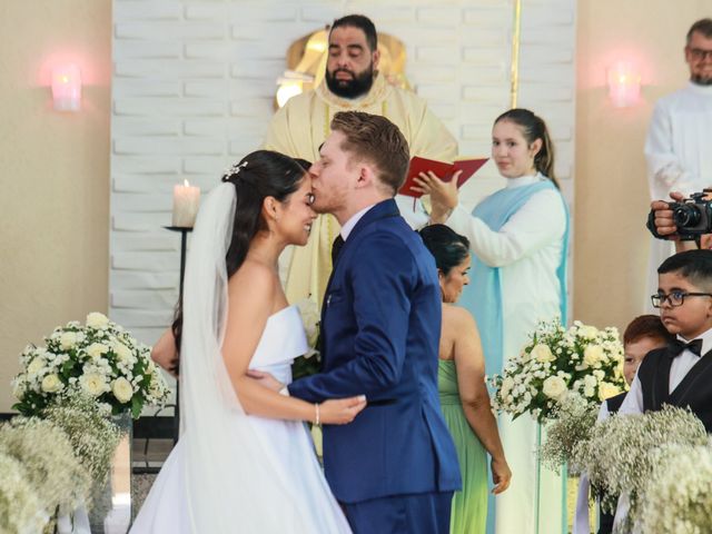 O casamento de Emanuel e Erika em Guarapiranga, São Paulo 32