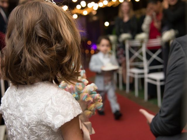 O casamento de Lírio e Sabrina em Porto Alegre, Rio Grande do Sul 38