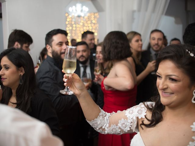 O casamento de Lírio e Sabrina em Porto Alegre, Rio Grande do Sul 76