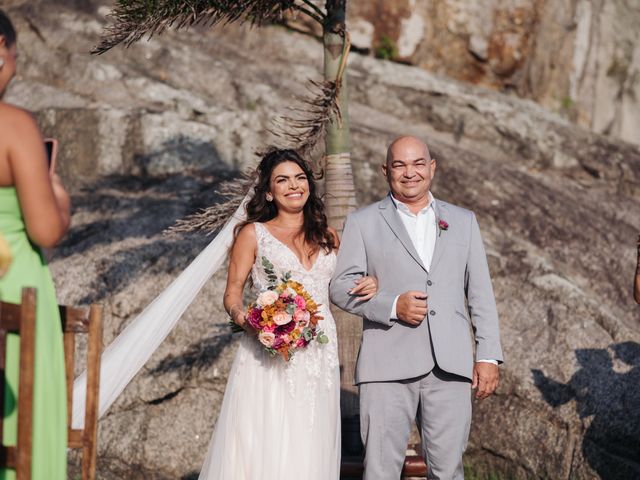 O casamento de Paulo e Rafaella em Niterói, Rio de Janeiro 47