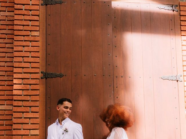 O casamento de Ives e Eduarda em Santa Cruz da Serra, Rio de Janeiro 23