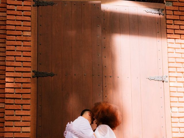 O casamento de Ives e Eduarda em Santa Cruz da Serra, Rio de Janeiro 24